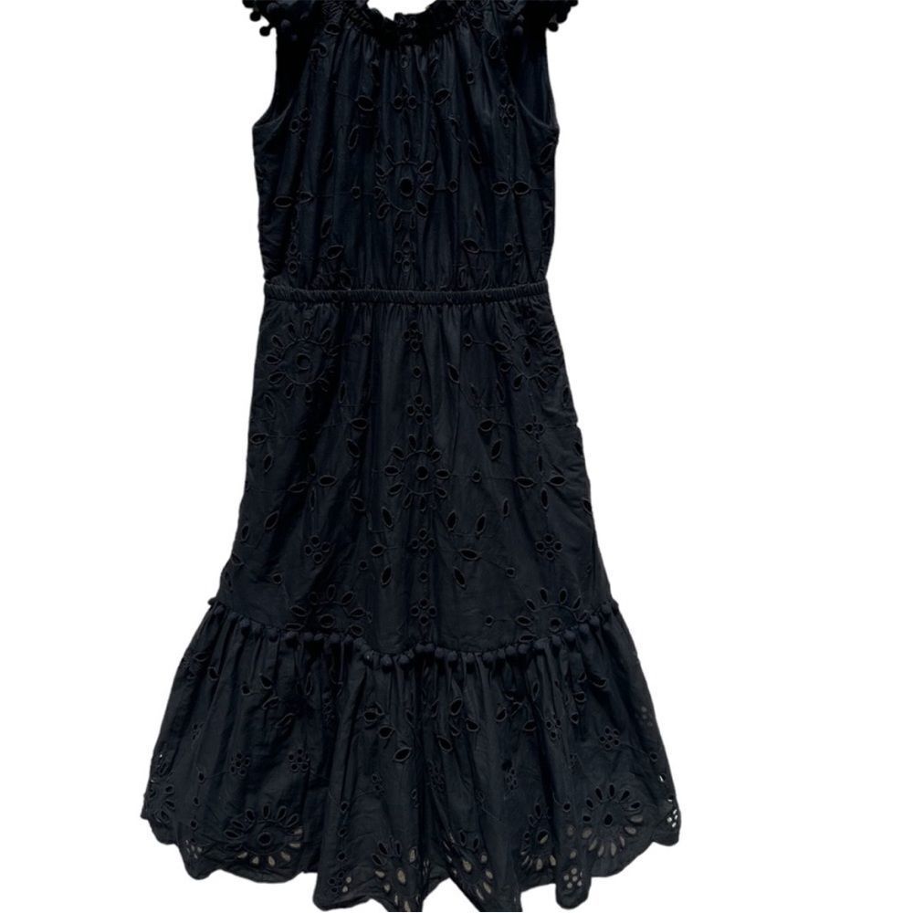 ✨ Eyelet midi dress✨ - Picture 4 of 6